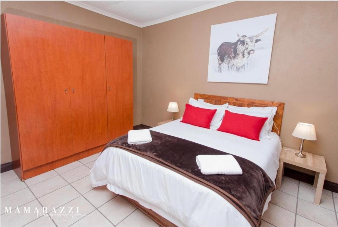 4 Gazelle Guesthouse ネルスプロイト エクステリア 写真