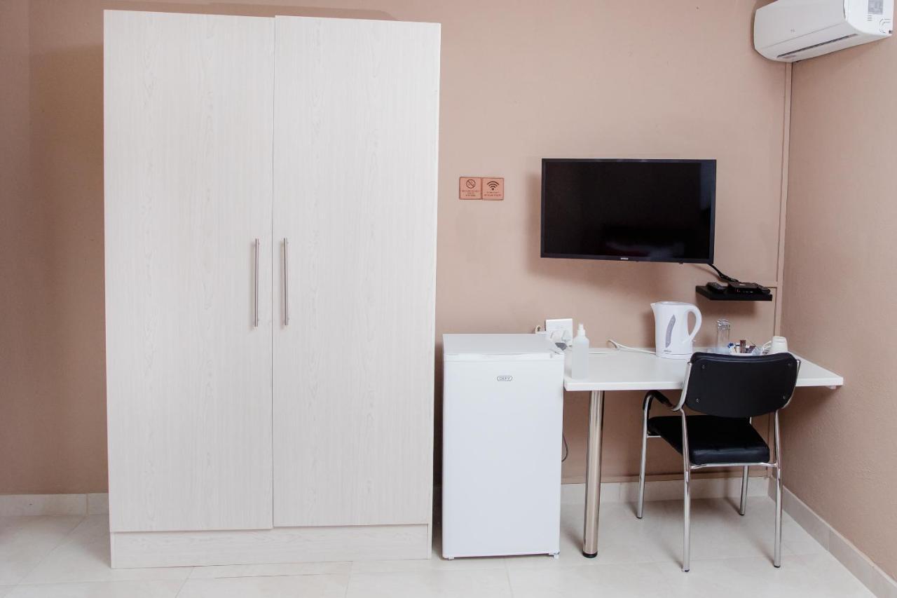 4 Gazelle Guesthouse ネルスプロイト エクステリア 写真